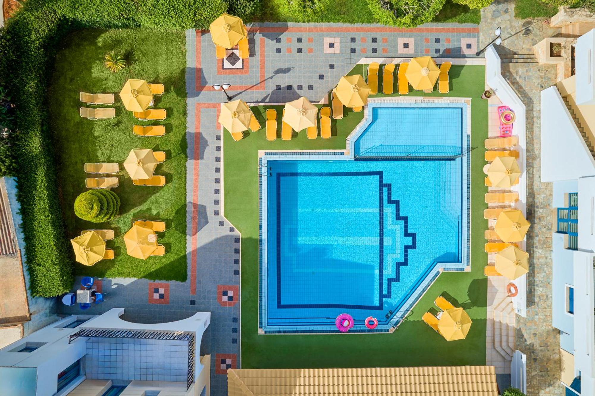 Artemis Apartments Guwes Zewnętrze zdjęcie